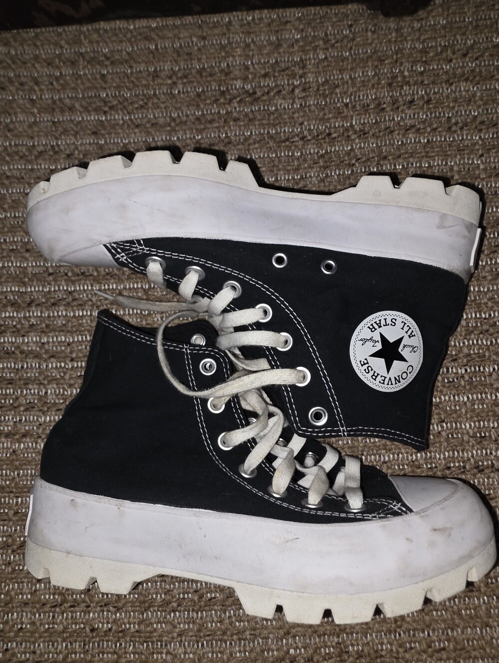 Converse Chuck Taylor Chunky Platform Black High Top Size 7.5
